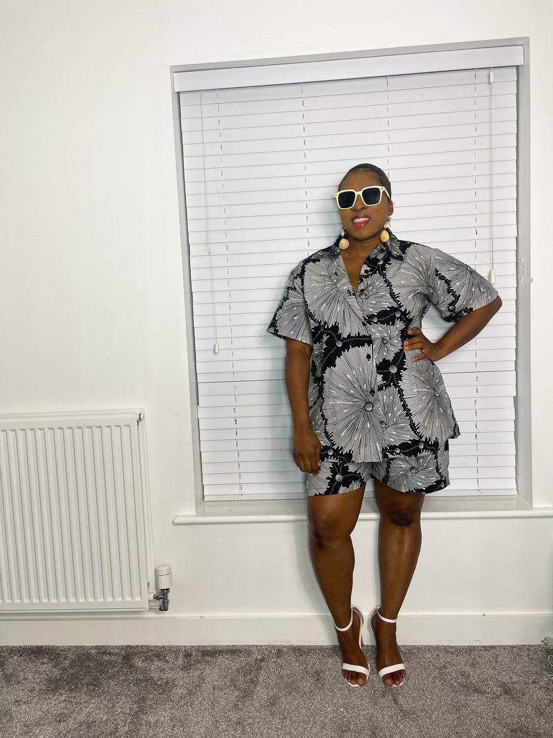 Alaba Ankara Shorts | Black And White African Print