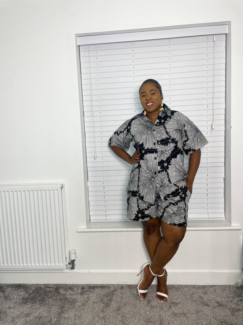 Alaba Ankara Shorts | Black And White African Print