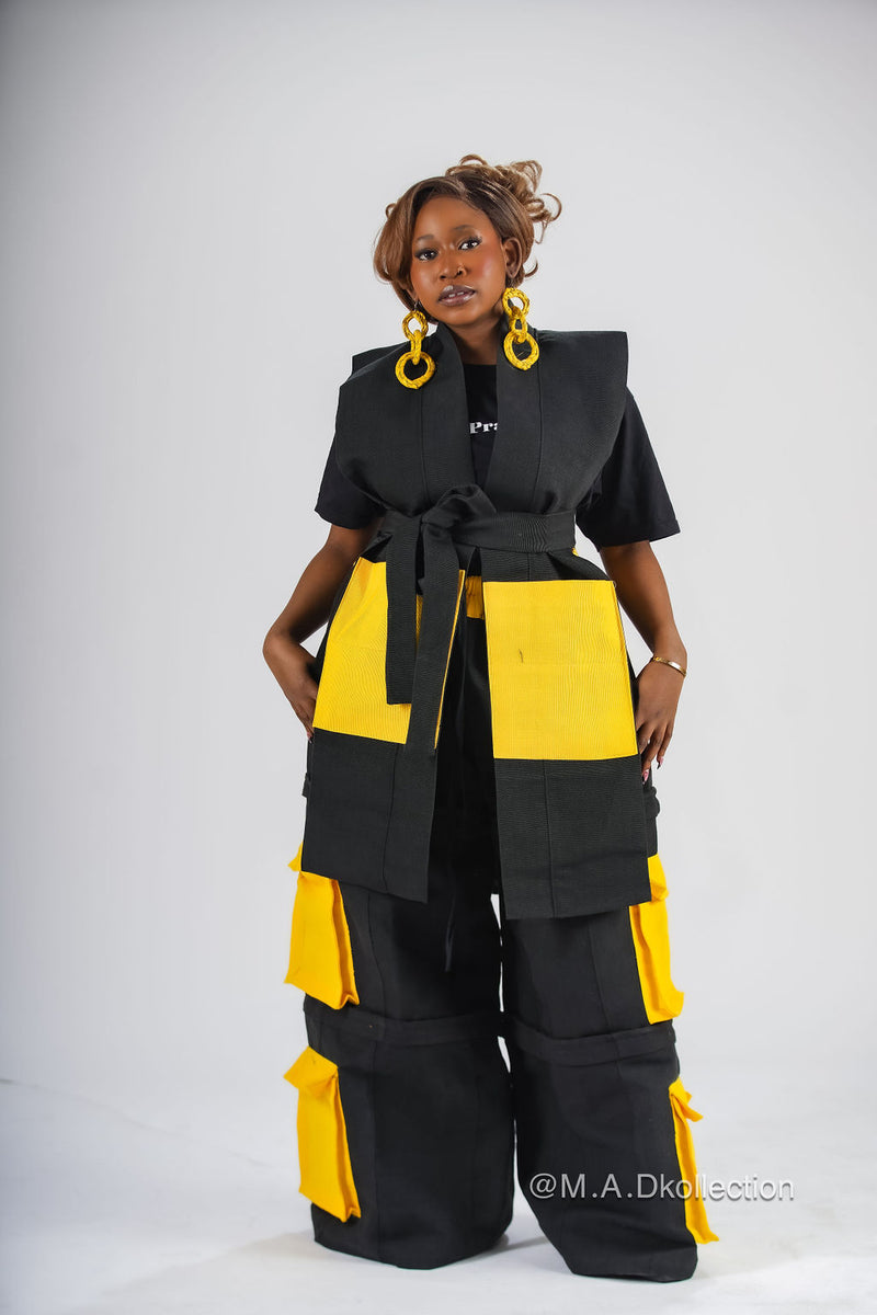 Banu Top | Black and Yellow Print