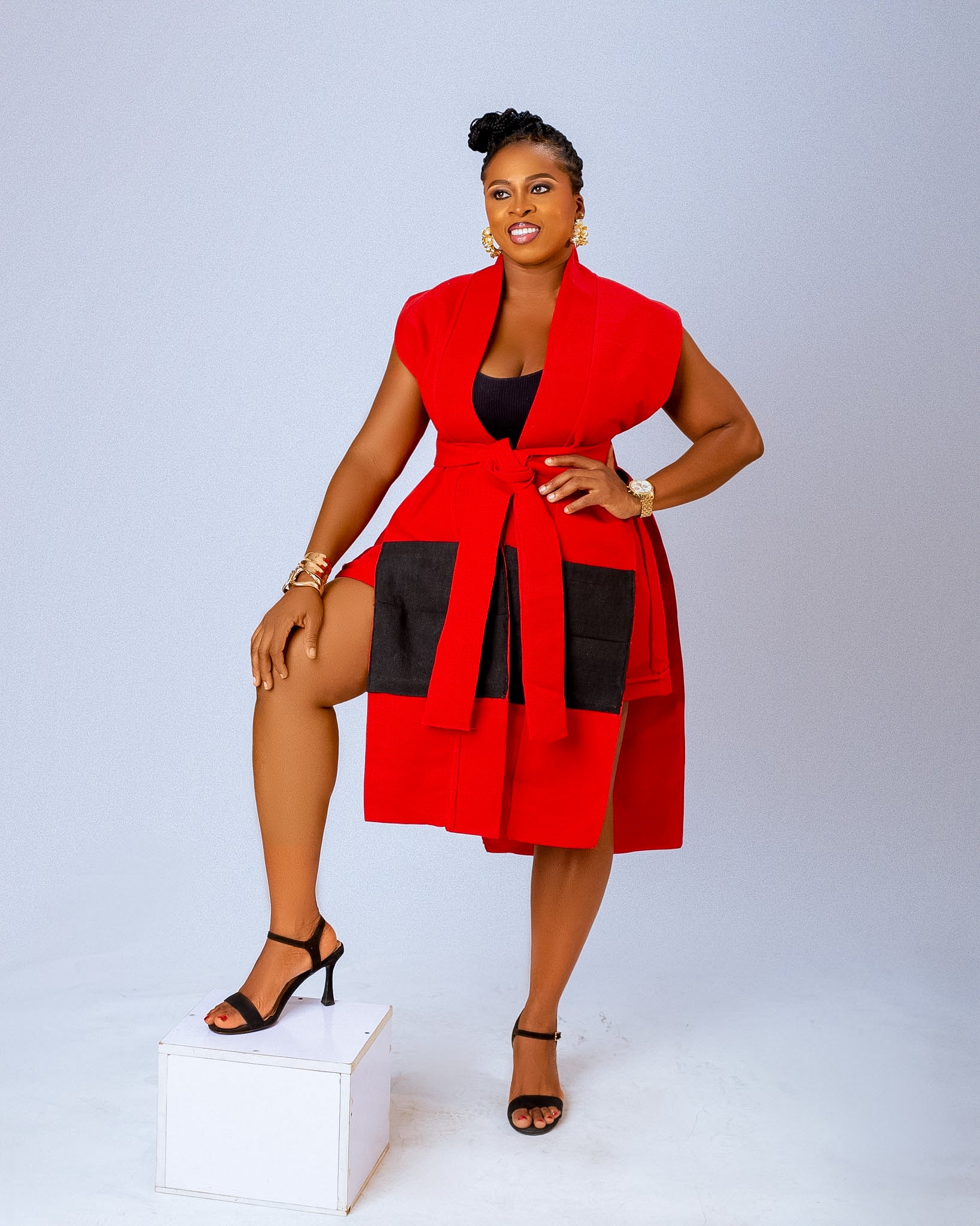 Bambi Top | Black and Red Aṣọ Òkè
